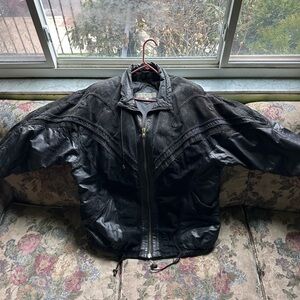 Vintage 1986 Women’s plus size Maggie Lawrence embroidered bomber jacket